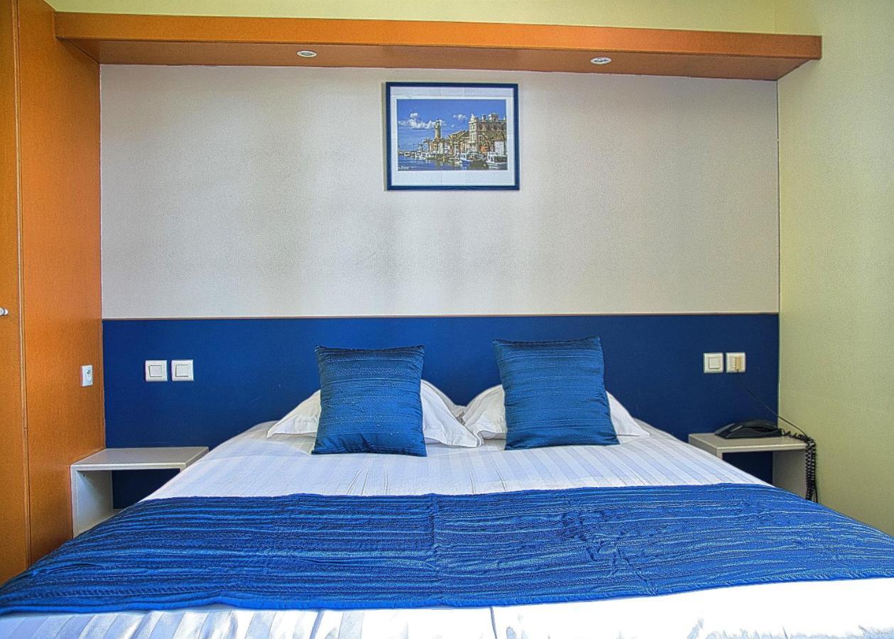 Hotel Restaurant Le Colombier Remoulins Εξωτερικό φωτογραφία