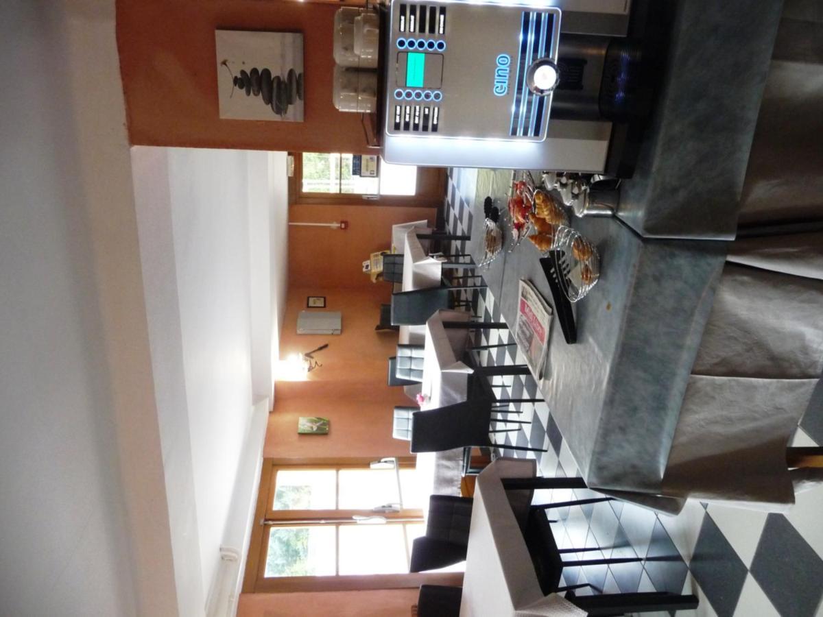 Hotel Restaurant Le Colombier Remoulins Εξωτερικό φωτογραφία