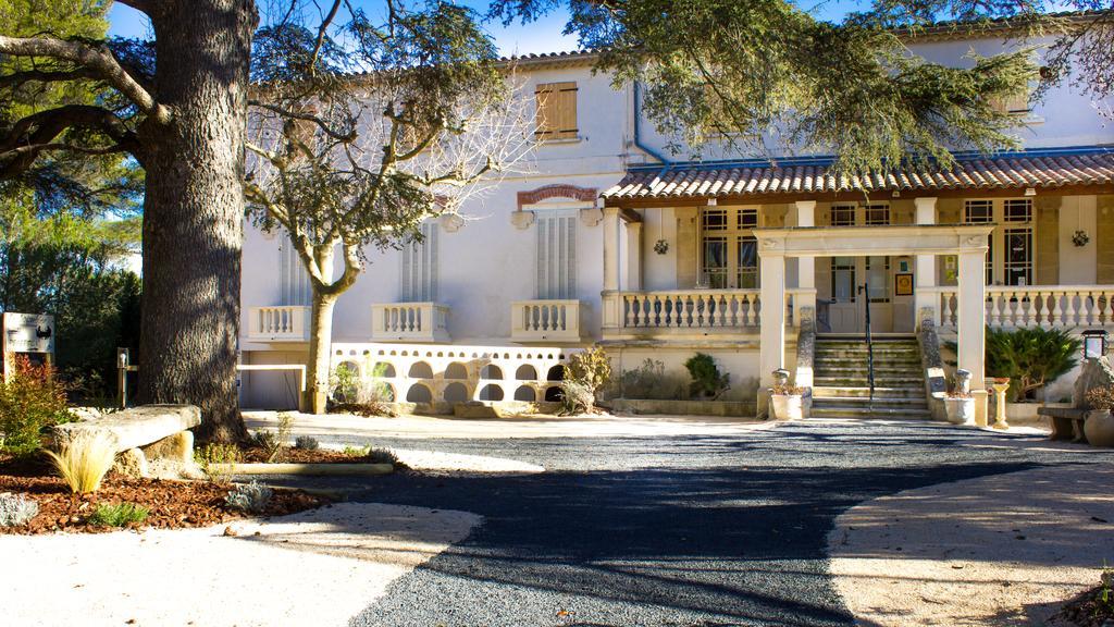 Hotel Restaurant Le Colombier Remoulins Εξωτερικό φωτογραφία