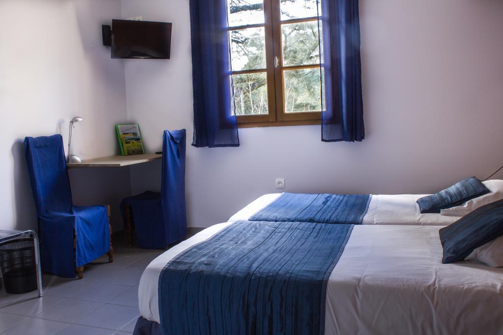 Hotel Restaurant Le Colombier Remoulins Εξωτερικό φωτογραφία