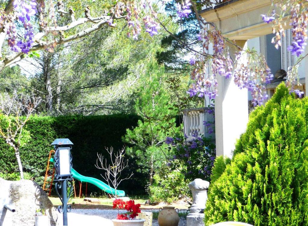Hotel Restaurant Le Colombier Remoulins Εξωτερικό φωτογραφία
