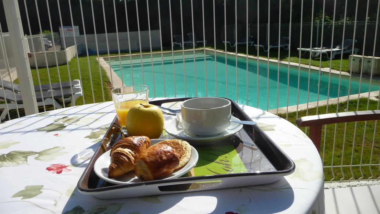 Hotel Restaurant Le Colombier Remoulins Εξωτερικό φωτογραφία