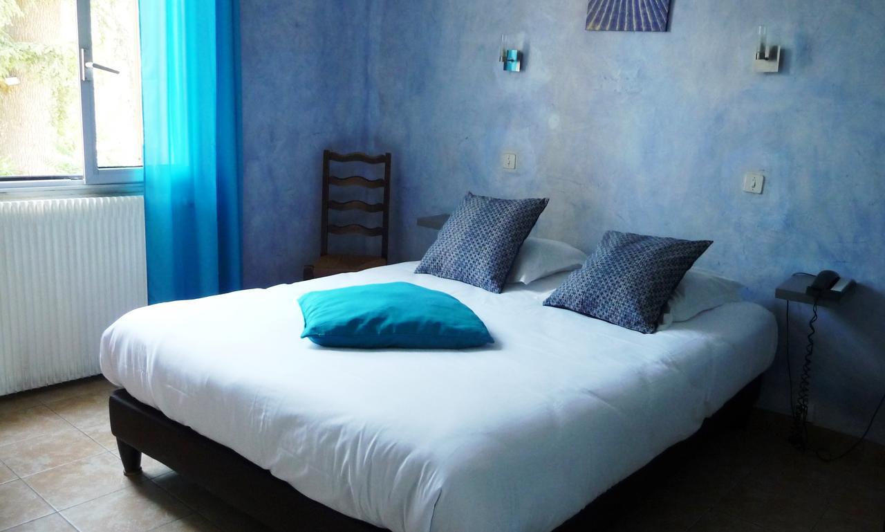 Hotel Restaurant Le Colombier Remoulins Εξωτερικό φωτογραφία