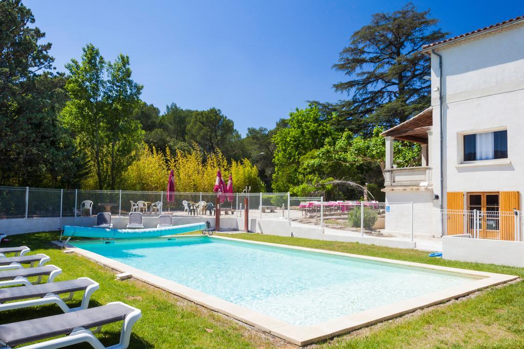 Hotel Restaurant Le Colombier Remoulins Εξωτερικό φωτογραφία