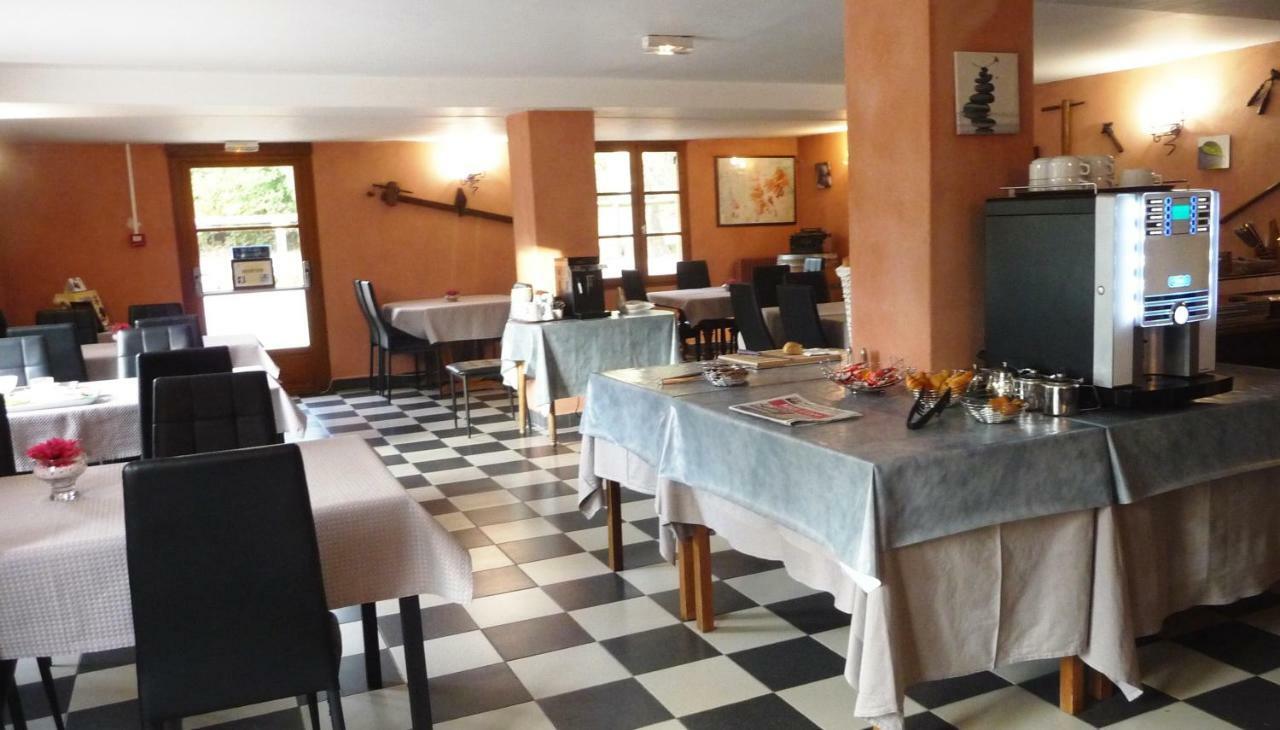 Hotel Restaurant Le Colombier Remoulins Εξωτερικό φωτογραφία
